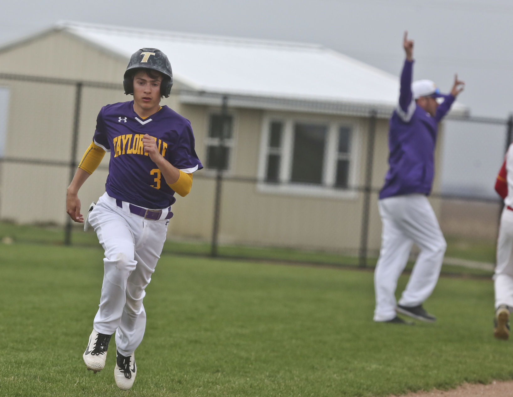 Taylorville Warrensburg-Latham 6 4.11.19.JPG